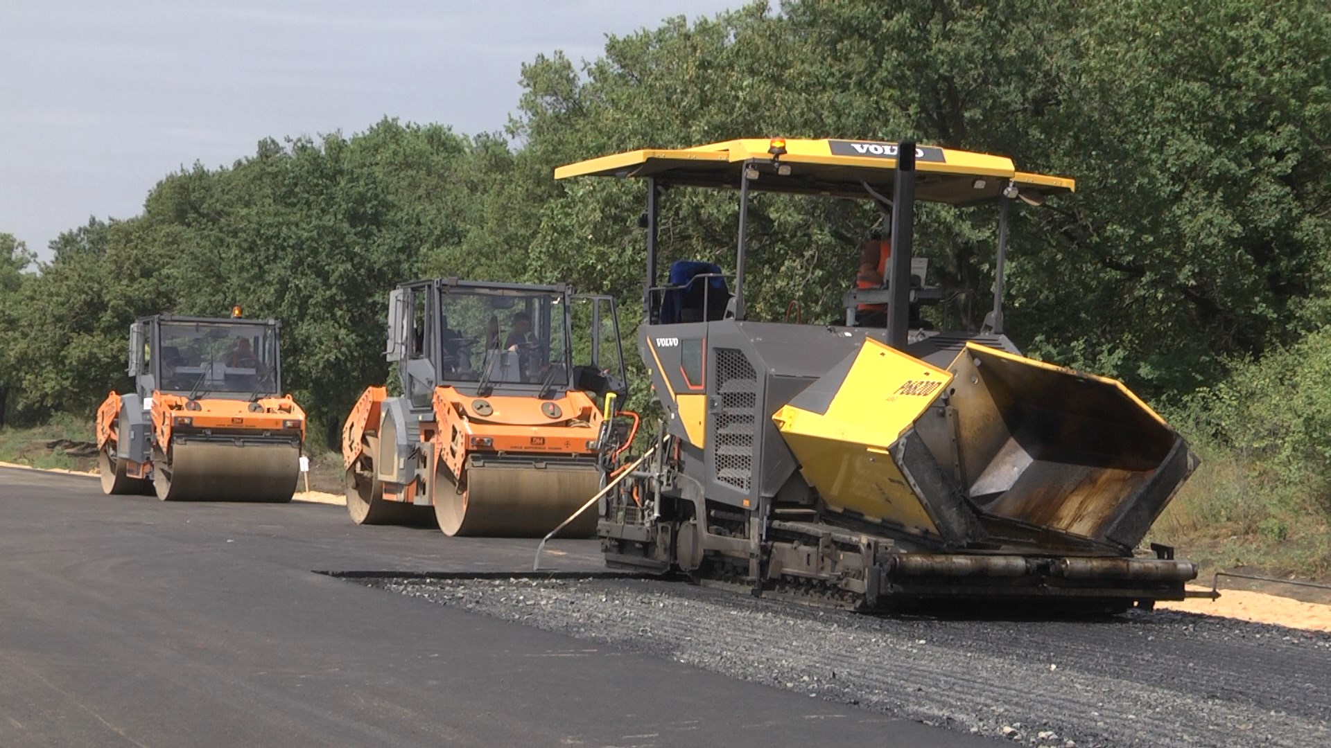 В районных центрах Волгоградской области отремонтируют дороги